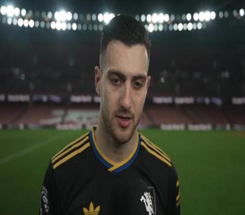 韦尔斯内线,精准强攻,反手扣篮一,韦德体育平台,韦德体育官方网站,韦德体育登录入口,韦德体育app下载